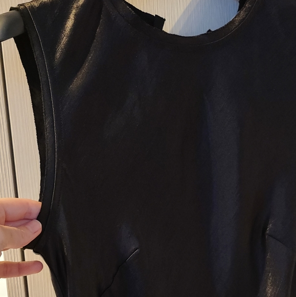 SOLD Rebecca vallance dress - Picture 4 of 8